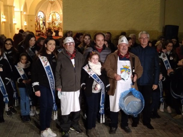 Tercer premio en el XLIV Concurso de Gachamigas de la Mayordomía de San Blas: Manuel Gutiérrez y Juan Ortín, Comparsa de Alagoneses.